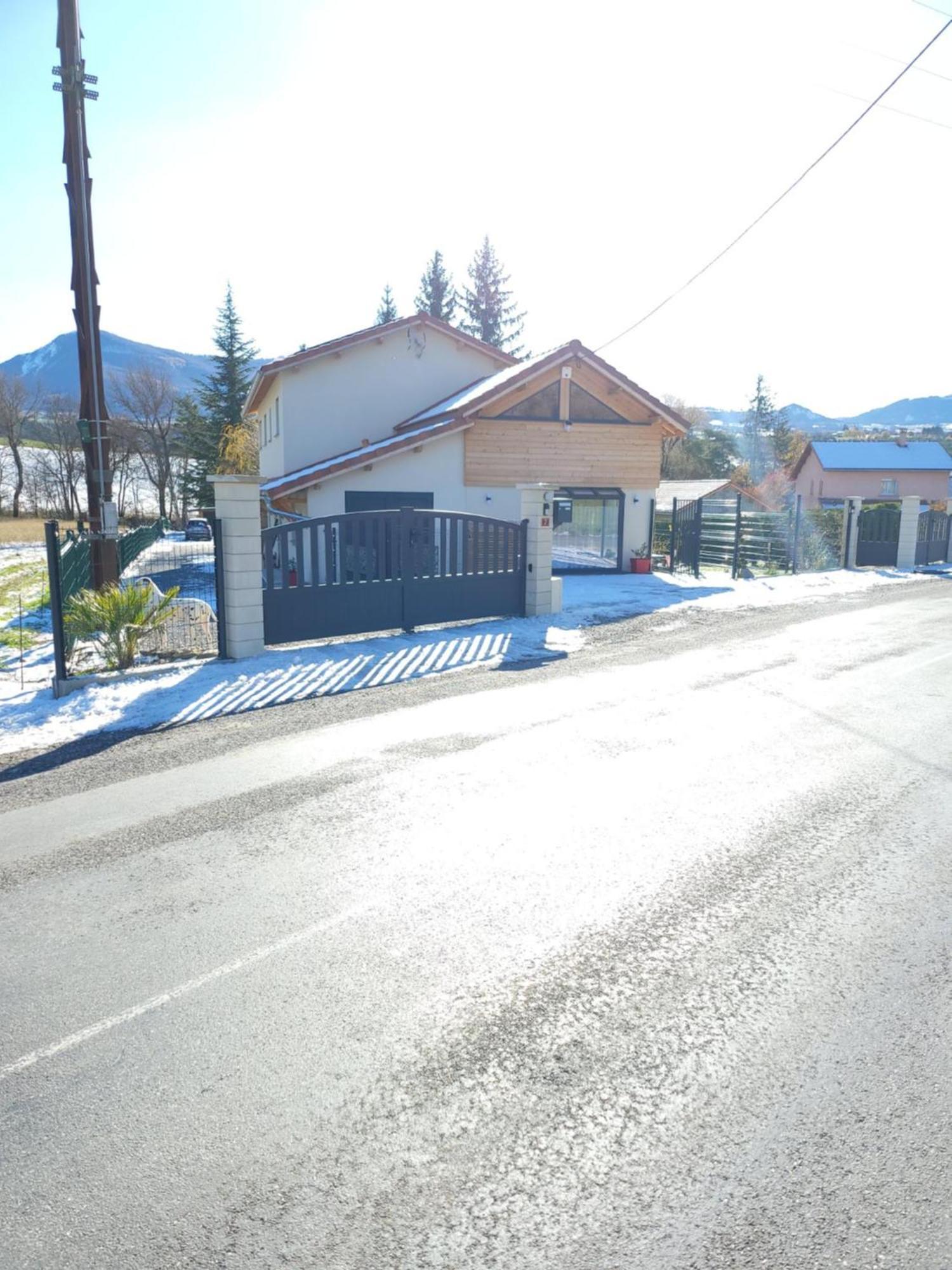 Вилла Evasion Paisible A Breziers Экстерьер фото